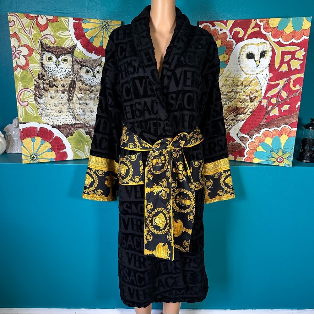 Versace Baroque Robe Medium - Picture 2 of 15
